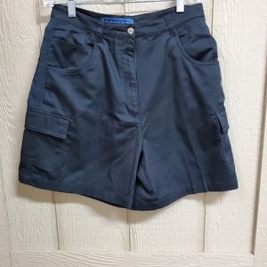 Karen Scott Woman's Sz 8 Shorts Black Bermuda Side